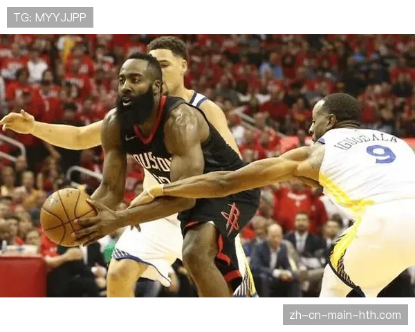 NBA赛季呈现攻防平衡趋势 防守艺术回归场均分下降 NBA赛季呈现攻防平衡趋势 防守艺术回归场均分下降