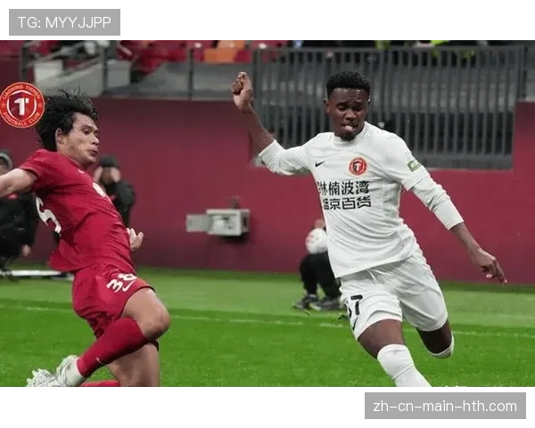 重庆铜梁龙主场气势如虹 肯帕努世界波吹响反击号角 重庆铜梁龙主场气势如虹 肯帕努世界波吹响反击号角